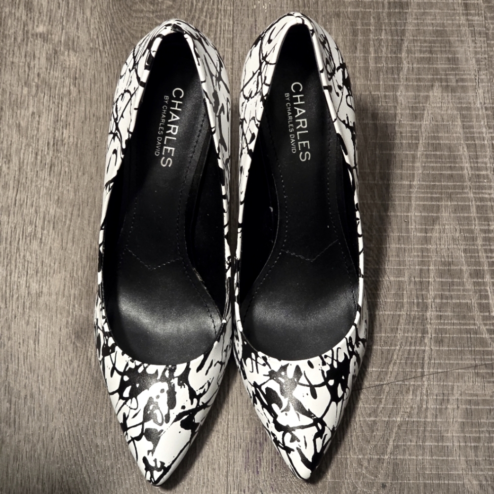 High heels black and white